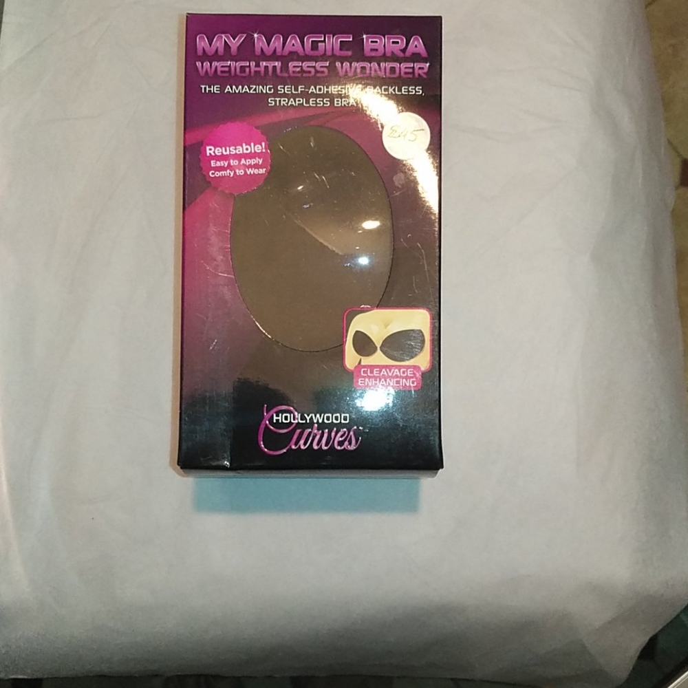 Curves Magic Bra - Picture 4 of 7